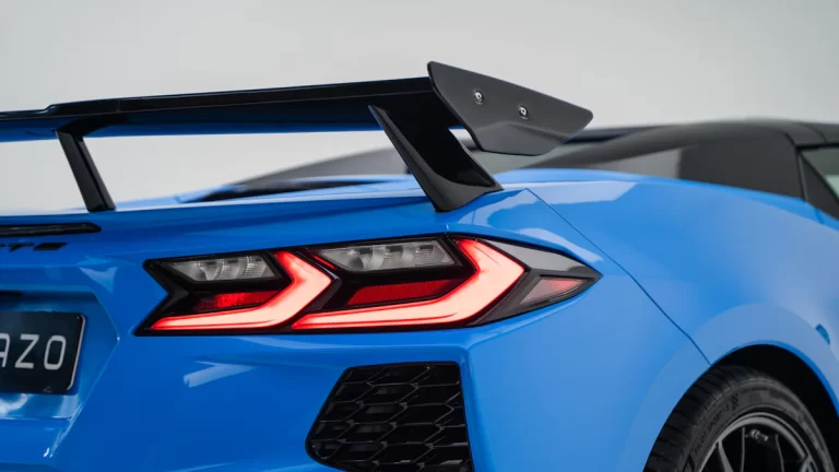 Choosing the Ideal Car Spoiler: A Guide for Enthusiasts